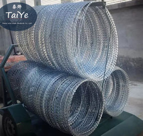 Traffic Mobile Barrier Security Concertina BTO22 Wire Typ 1,5 do 1,7 mln barykad